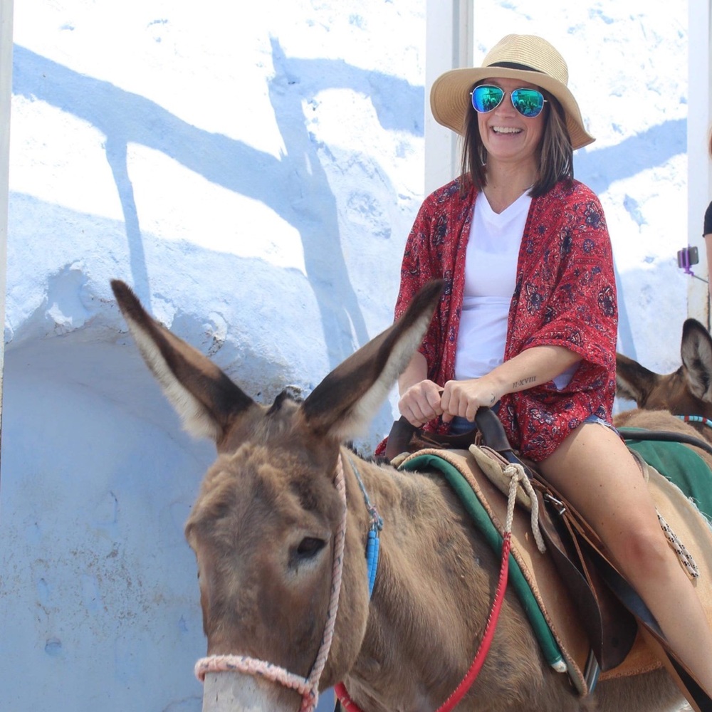 Meet your Posher, Cheri